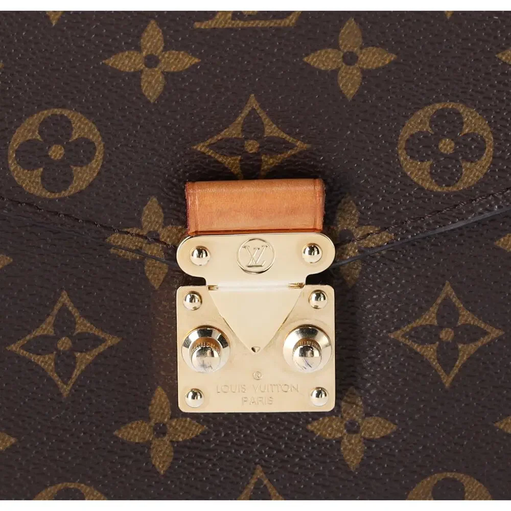 Louis Vuitton Pochette Metis MM Monogram Handbag M44875 Brown Canvas